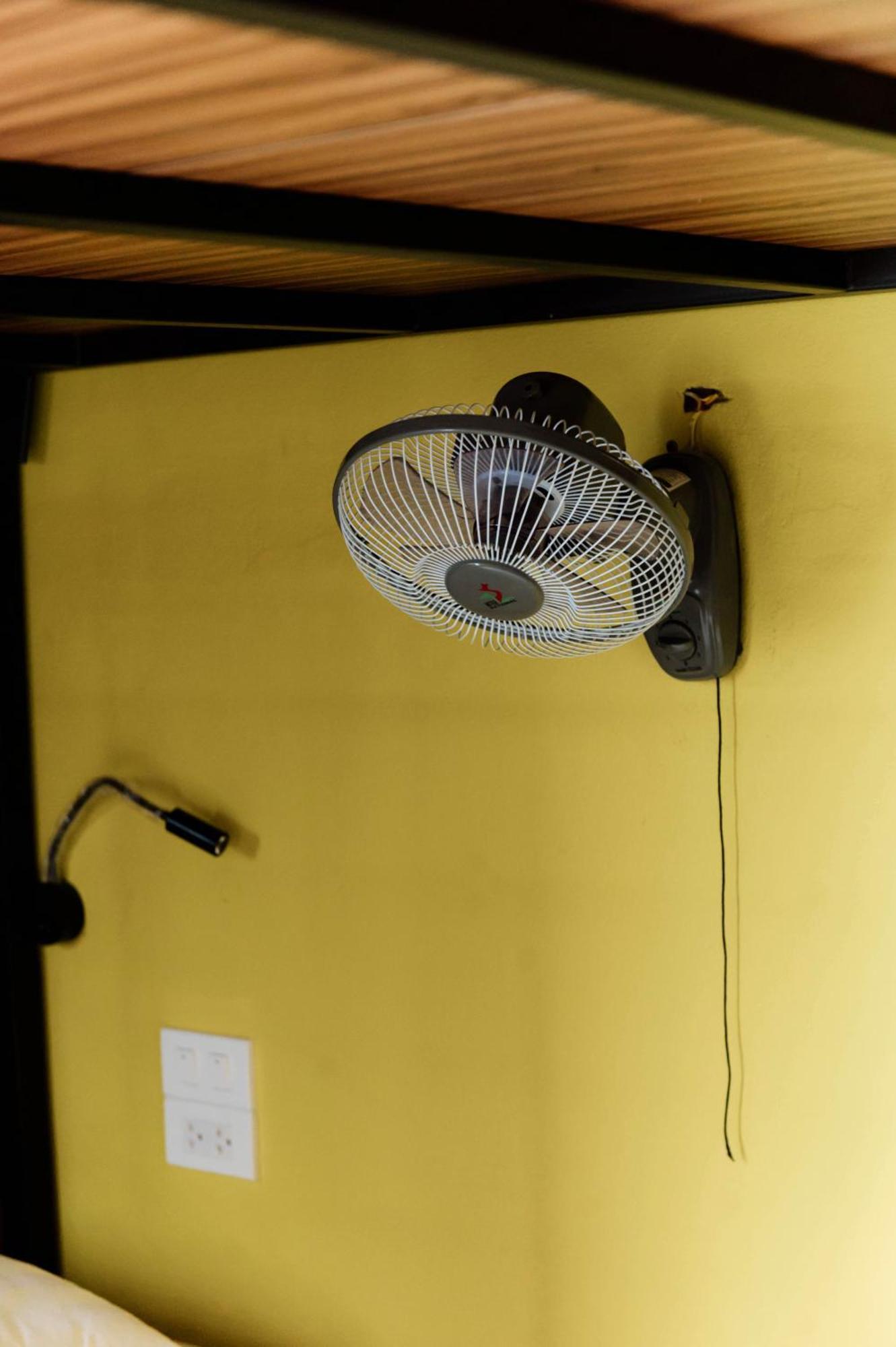 Tabalo Hostel Hanoi Bagian luar foto